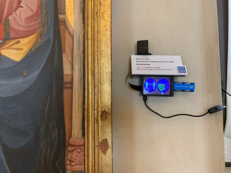 В галереях Болоньи установили небольшие камеры с искусственным интеллектом для изучения мимики и поведения посетителей