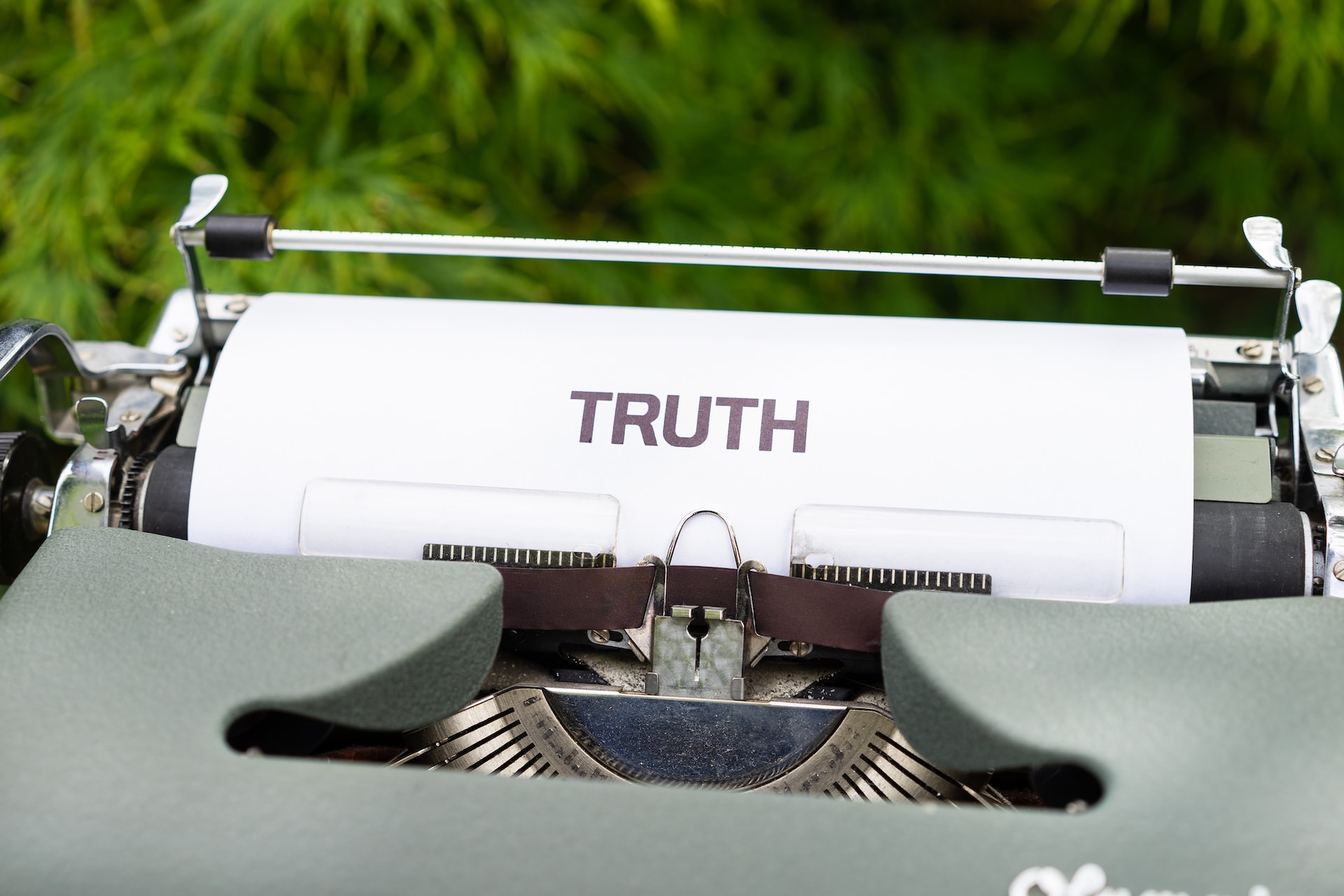 Илон Маск хочет создать TruthGPT — чат-бота для поиска истины