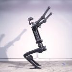 Unitree H1 — первый робот-гуманоид, выполнивший сальто назад без гидравлики
